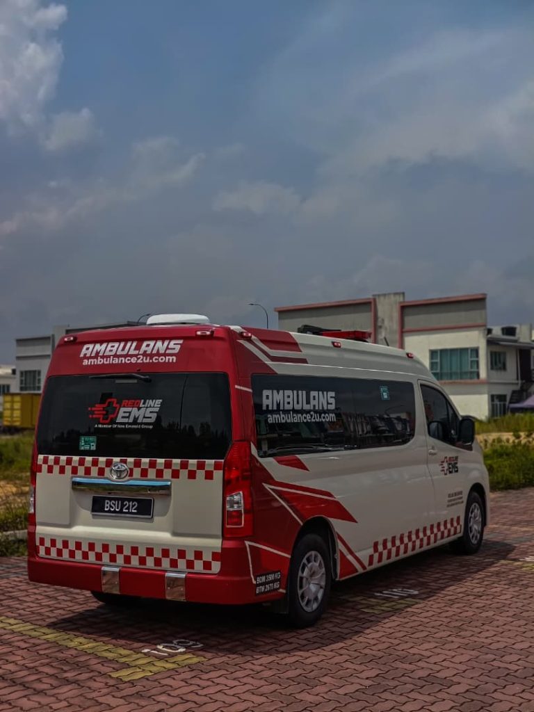 Hospital Kluang Menambah Sebuah Lagi Ambulan dengan Reka Bentuk Baharu